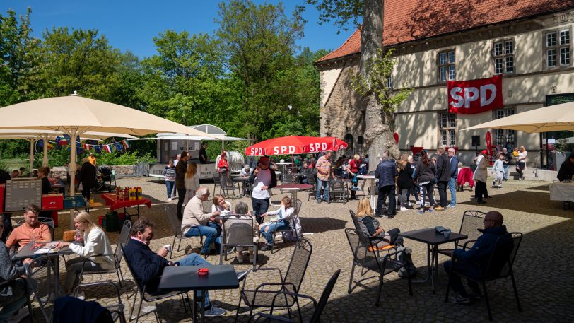 Das traditionelle SPD-Familienfest im Herner Schlosspark fand am Sonntag (8.5.2022) nach zweijähriger Pause wieder statt.