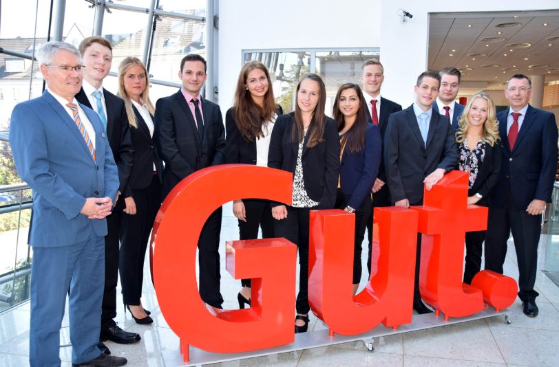 v.l. Klaus-Peter Verhasselt, Patrick Pohla, Leonie Marie Meyer, Mike Psota, Celine-Sophie Godowski, Jana Alina Borreck, Hülya Uslu, Marcel Lammering, Robin Kania, Philipp Rainer Ernst, Alina Wenk, Jürgen Mulski