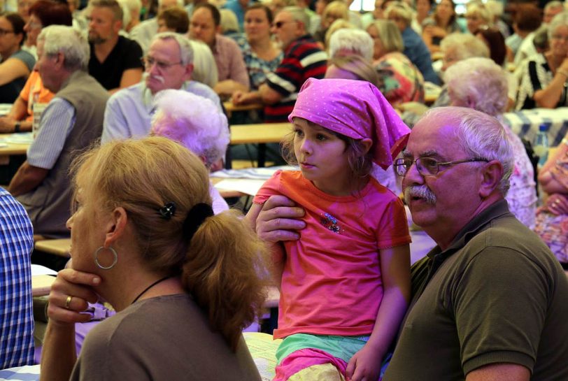 Schausteller-Gottesdienst im Bayernzelt.