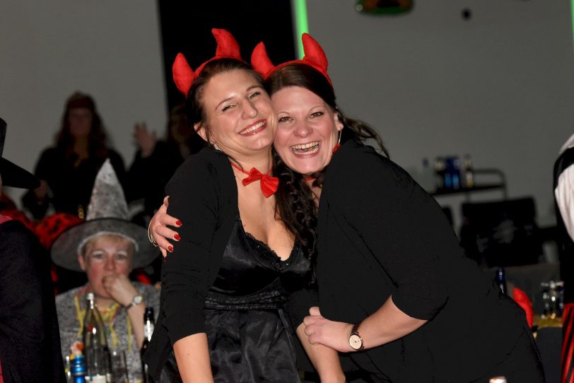 HeKaGe Damensitzung 2016