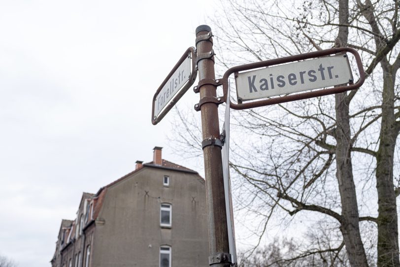 An der Ecke Kaiserstraße/ Forellstraße steht das alte Wohngebäude der HGW - es wird in den kommenden Wochen entkernt und dann abgerissen.