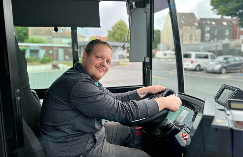 Der 28-jährige Busfahrer Fabian Steinert fährt die Crange-Route