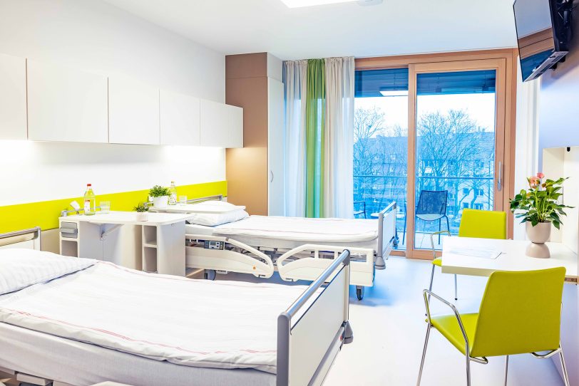 Neue Patientenzimmer finden Platz auf der zusätzlichen Etage des Rheumazentrum Ruhrgebiet.