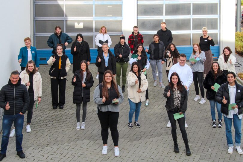 Schüler des zusätzlichen Ausbildungslehrgang zur Pflegefachkraft.