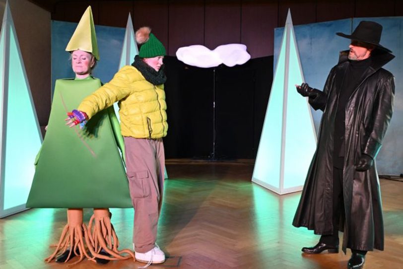 Fredo und der Drache kommen in der Theaterreihe „Kleeblatt