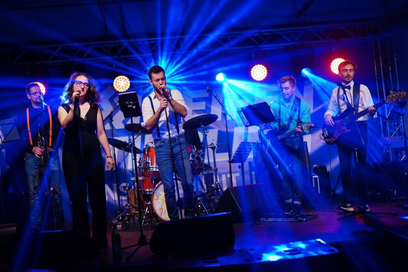 Reifen Stiebling Firmenfest 2022 - mit Live-Musik der Showband Dortmund.