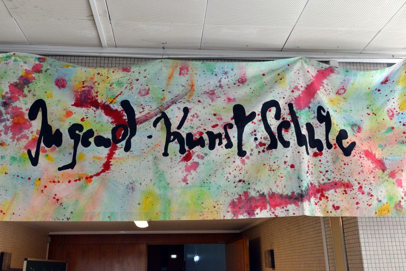 Unser Archivbild entstand bei der Werkschau der Jugendkunstschule in der VHS.