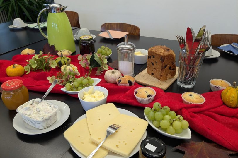 Seniorenfrühstück mit Infos von Johann Holecek.