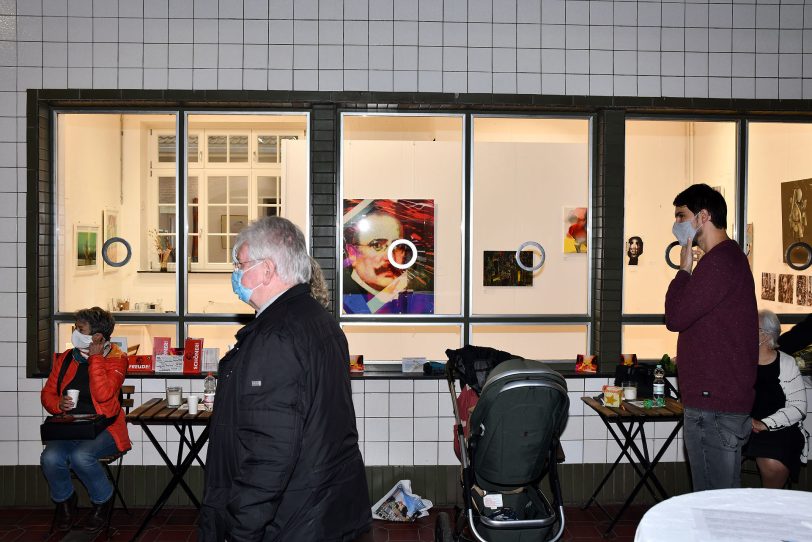 33 Künstler präsentieren ihre Werke bei der internationalen Gruppenausstellung Heimat/Home in der Lohnhalle auf Zeche Ewald in Herten.