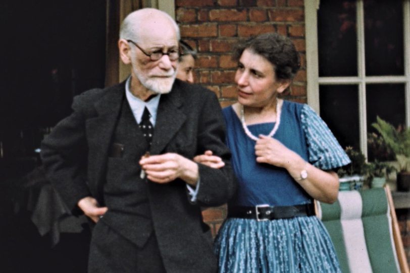 Sigmund und Anna Freud 1939 in London.