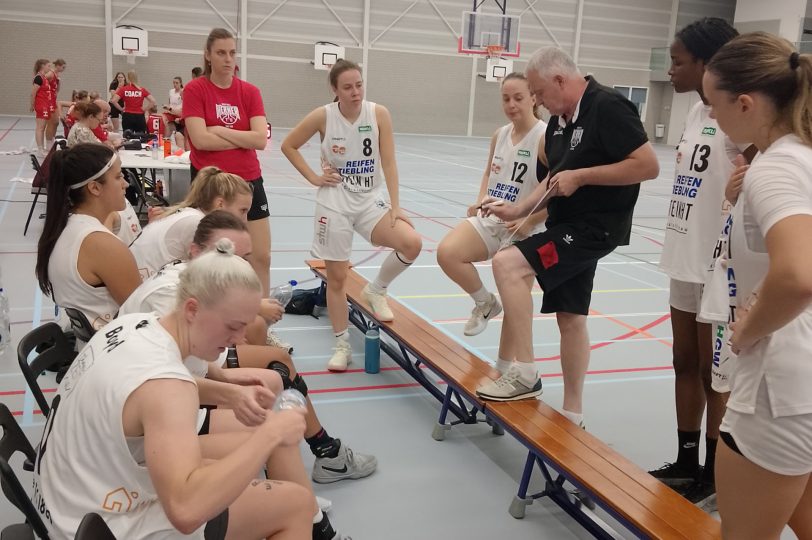 Der Herner TC startete erfolgreich in die Serie von fünf Testspielen in die Saisonvorbereitung. im Bild: Spiel aus Tubbergen.