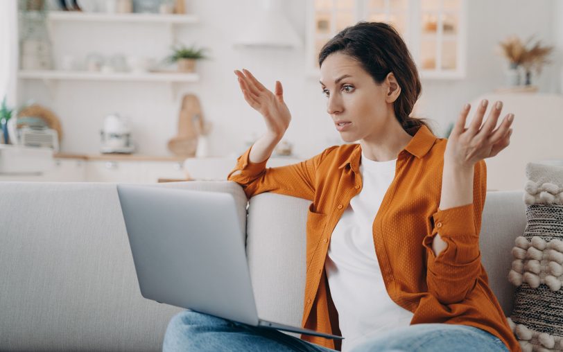 Wie kann man sich vor teuren Online-Diensten schützen? Die Verbraucherzentrale gibt Tipps.