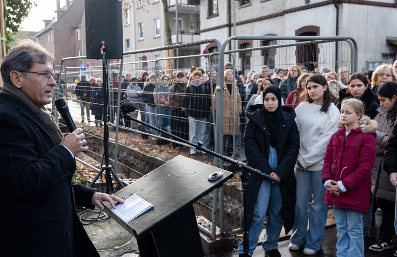 OB Dr. Frank Dudda mahnte in seiner Rede: „Wir müssen einander auf Augenhöhe begegnen und gemeinsam daran arbeiten, unsere Stadt im Sinne des Miteinanders voranzubringen