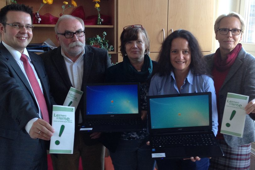 (v.l.) Dirk Plötzke, Peter Bornfelder, Birgit Dudda-Petersen, Bettina Raatz, Gudrun Thierhoff