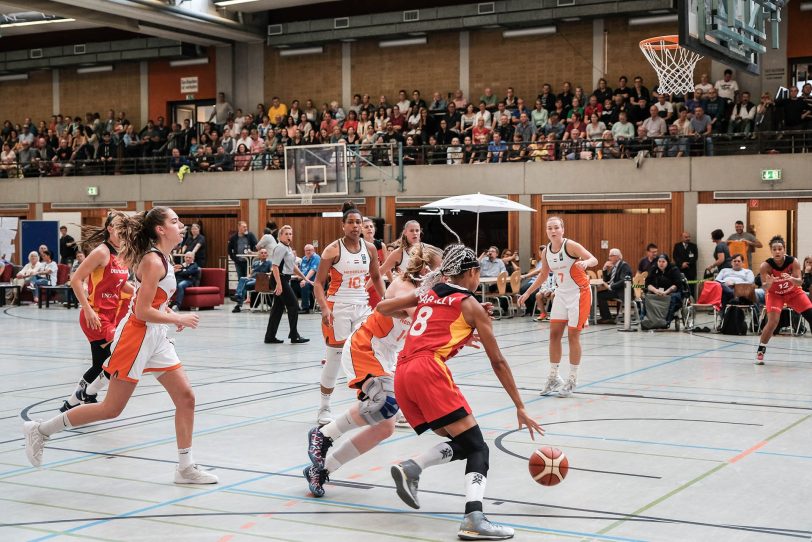 Das Basketball Länderspiel Deutschland Niederlande in der H2K-Arena.