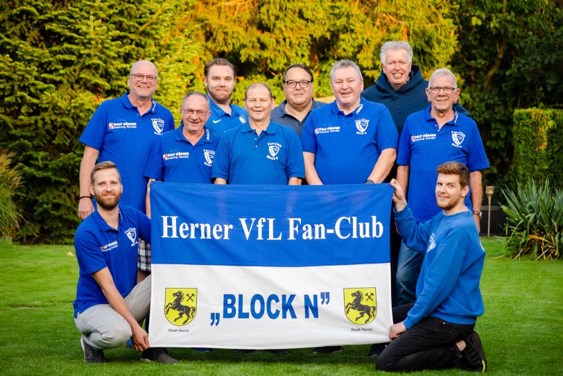 Mitglieder des Herner VFL Fan-Club 'Block N' feierten ihren 25 Geburtstag.