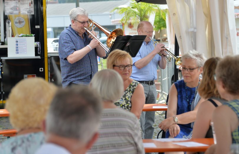 Musiker Posaune Jens Klöckener, und an der Trompete Alois Baumhoer.