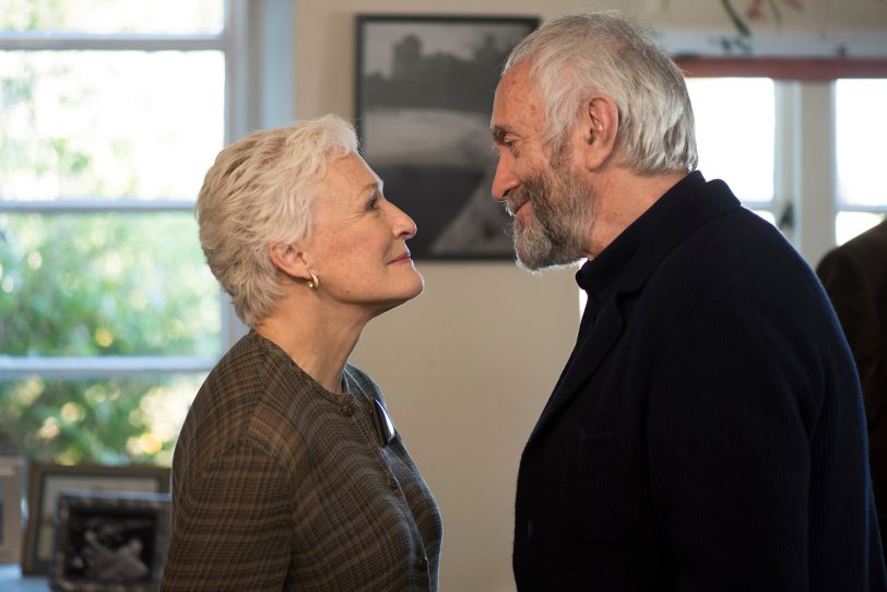 Glenn Close und Jonathan Pryce.