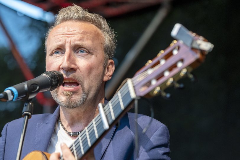 NachtSchnittchen beim Sommer Open-Air im Südpool an der Bergrstraße in Herne (NW), am Samstag (18.07.2020). Komiker und Moderator Helmut Sanftenschneider.