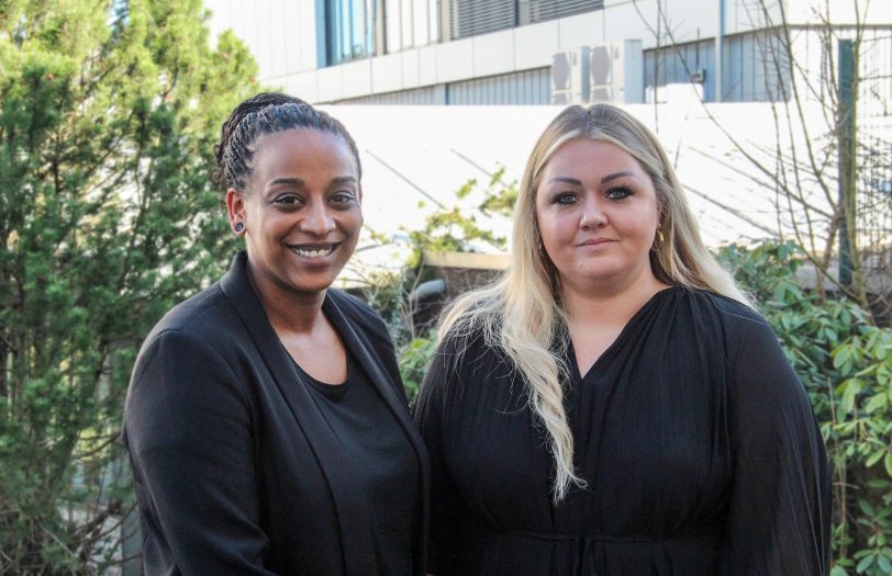 Dina Lakew (li.) und Kim Kaiser (re.) bilden das neue Team der Pflegedienstleitung im EvK Herne.