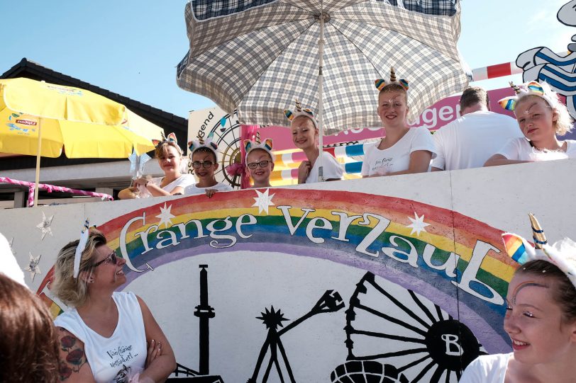 Rund 4.000 Aktive formierten sich am Eickeler St. Jörgens Platz zum Festumzug der Cranger Kirmes 2018.