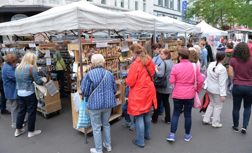 Volle City zum Stoffmarkt.