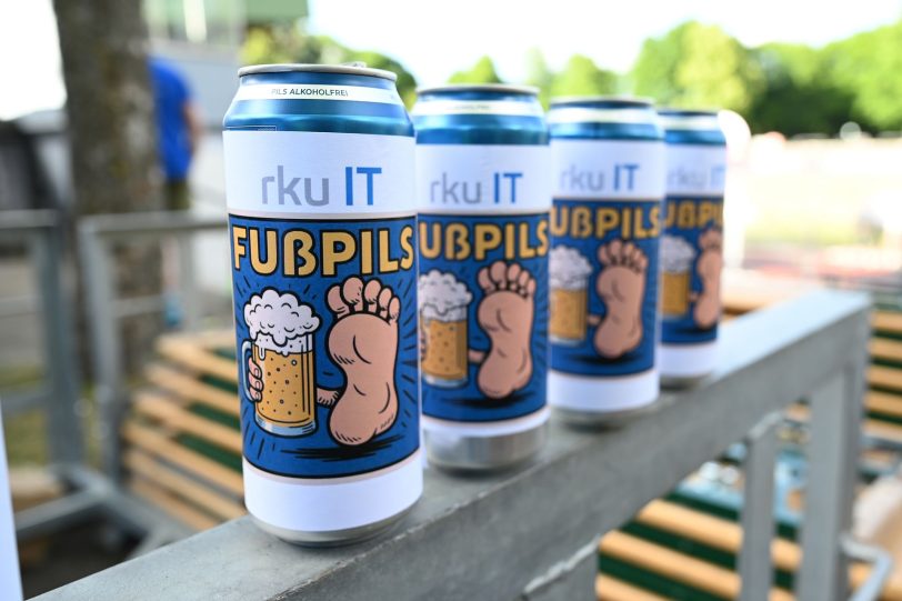 Das Team Fußpils brachte ein eigenes Getränk mit