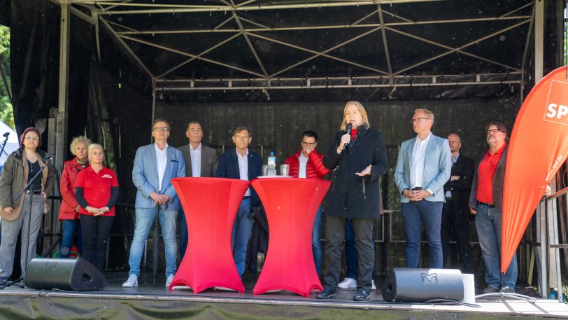 Die Bundesarbeitsministerin Bärbel Bas war der politische Stargast beim SPD-Familienfest am Sonntag (25.5.2025) im Park von Schloss Strünkede.