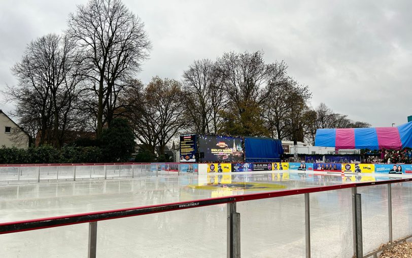 Der Cranger Weihnachtszauber bietet 2024 ein ganz besonderes Highlight für Herner Schulklassen: eine exklusive und kostenfreie Nutzung der Echt-Eisbahn (Archivfoto).