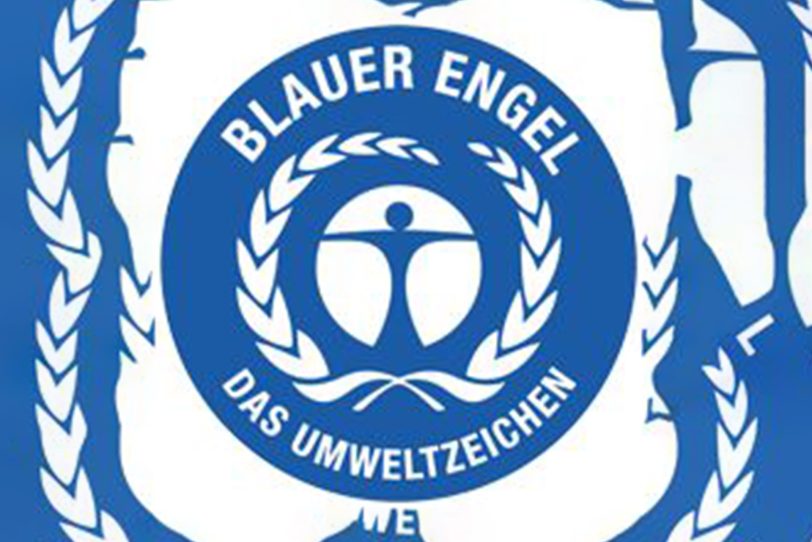 Bei Küchenrolle, Taschentücher und Co Recyclingprodukte bevorzugen.
