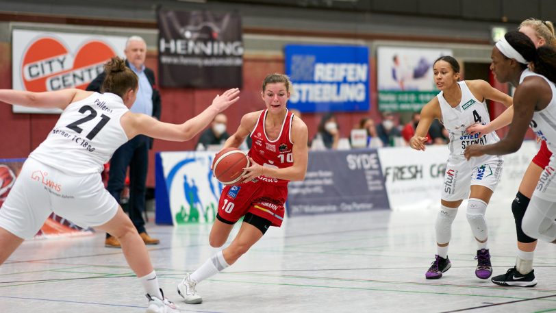 Die HTC Basketballerinnen ziehen durch ein 75:69 gegen die GiroLive Panthers Osnabrück in das Final-Four des DBBL Pokals ein.