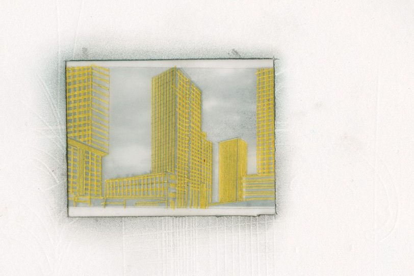 In der Ausstellung „Transferspeicher“ spielen Mittelbarkeit und das Indirekte eine zentrale Rolle. Viele Werke erscheinen als Abdruck, Kopie oder Frottage eines ursprünglichen Motivs, das selbst unsichtbar bleibt.