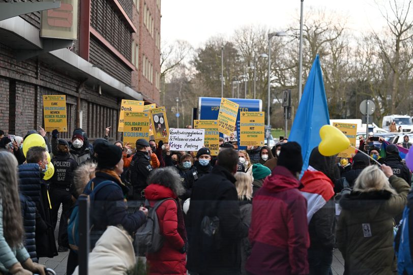 Großdemonstration der Impfgegner in der Wanner Innenstadt.