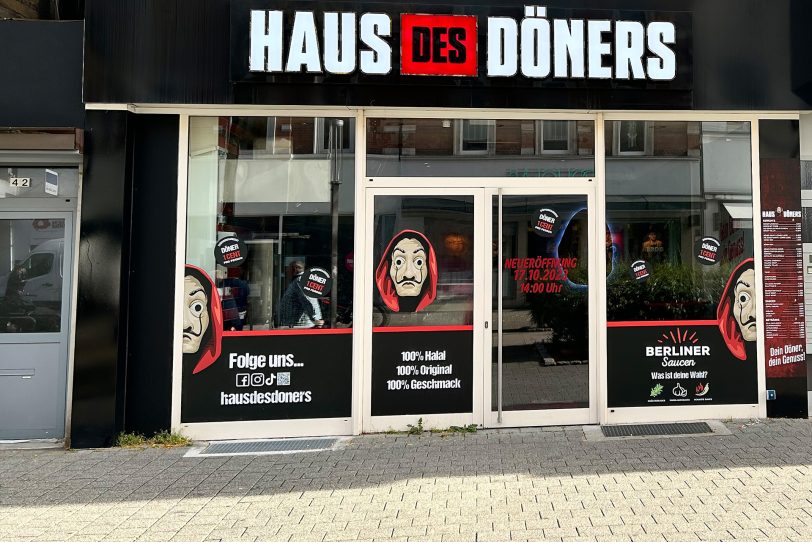 Das Haus des Döners soll am Dienstag, 17. Oktober 2023, eröffnen. Seit Mai 2023 wurde der Laden umgebaut, zudem wartete man noch auf die passende Baugenehmigung.