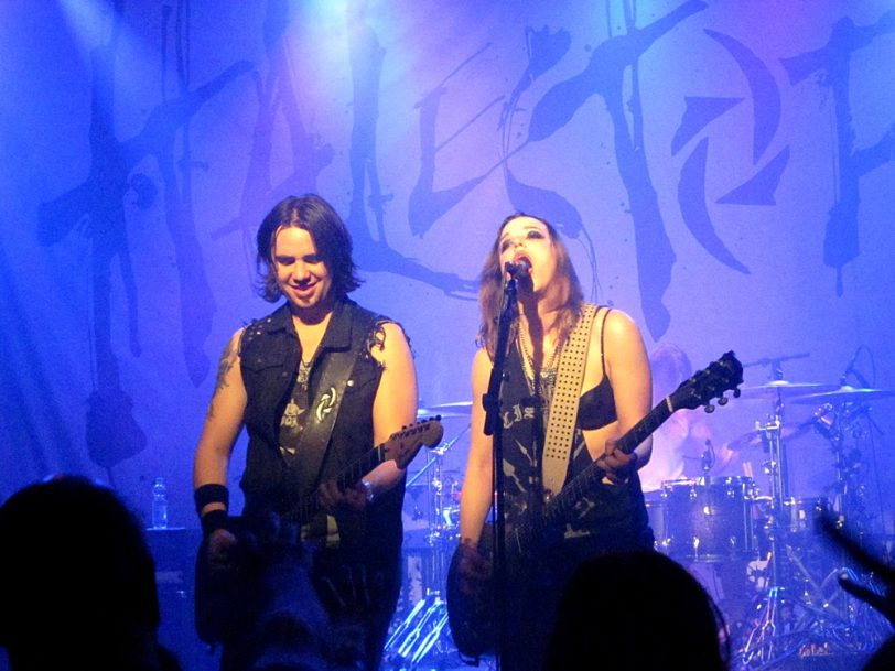 Joe Hottinger und Lzzy Hale von Halestorm.