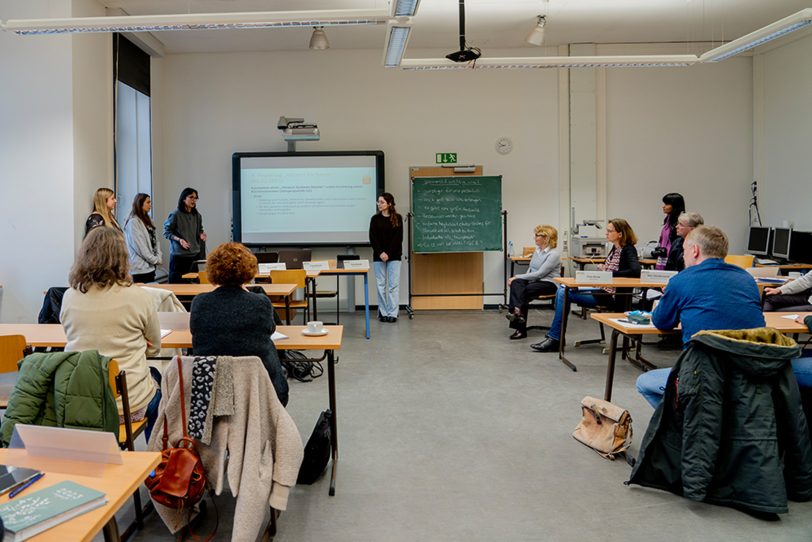 20 Vertreter von Herner Schulen und interessierten Netzwerkpartnern kamen zusammen.