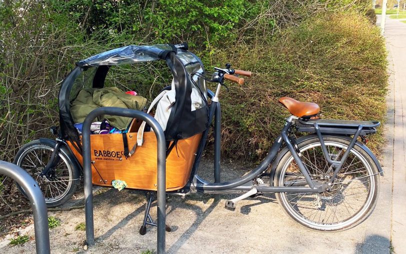 Das Parken an Fahrradständern stellt die Nutzer häufig vor Probleme.