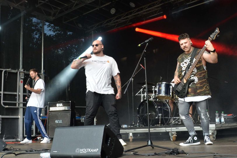 13 Bands standen beim 34. Spektakulum am Stennert Anfang September 2021 auf der Bühne. im Bild: Root Of All Evil