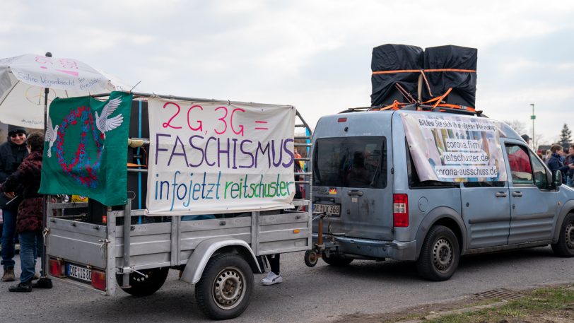 Großdemonstration der Impfgegner in der Wanner Innenstadt.