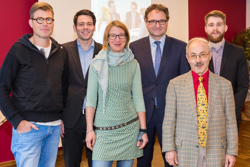 v.l. Martin Fromme, Florian Bitsch, Dr. Claudia Gottwald, Dr. Peter W. Nyhuis, Prof. Dr. Dr. Rolf Hirsch und Philipp Berger.