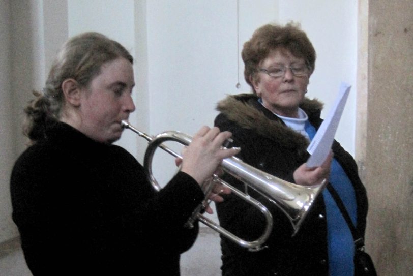 Kira und Anneli Wallbaum.