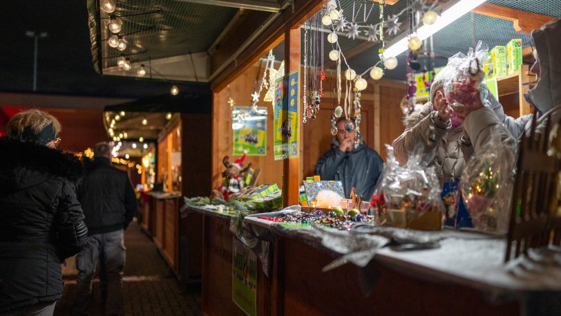 Der wewole-Adventsmarkt auf dem Gelände der Gärtnerei und Floristik an der Nordstraße lud an zwei Tagen zum Stöbern nach Geschenkideen ein.