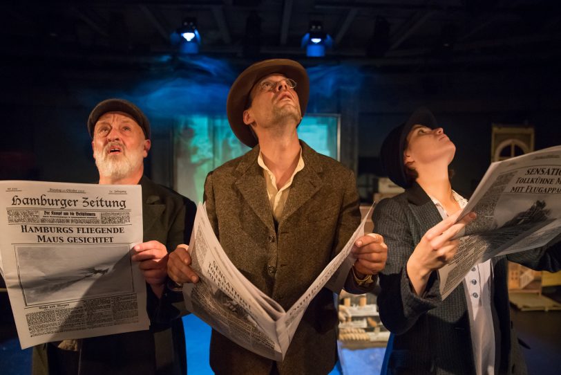 Michael Habelitz, Manuel Loos und Maria Trautmann in „Lindbergh“.