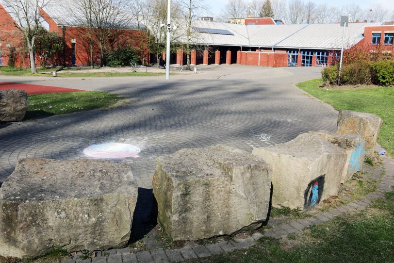 Der Sitzungsort, die Aula der Gesamtschule Wanne-Eickel, durch den Streik im öffentlichen Dienst nicht zur Verfügung.