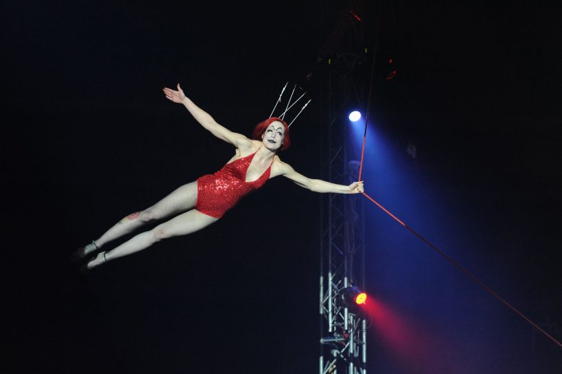 Der Zirkus des Horrors gastiert auf dem Cranger Kirmesplatz