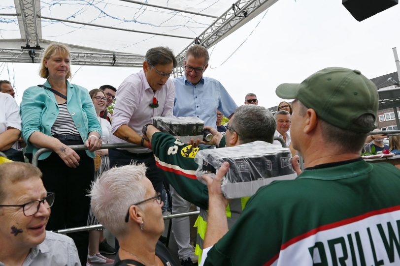 Festumzug der 540. Cranger Kirmes 2024