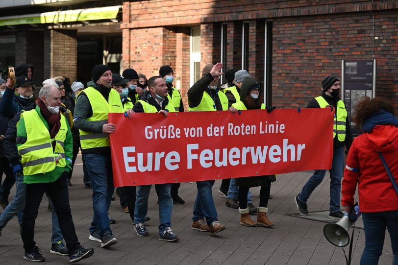 Großdemonstration der Impfgegner in der Wanner Innenstadt.