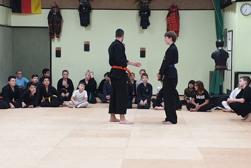 Die Bushikan Self Defence Jugendgruppe.