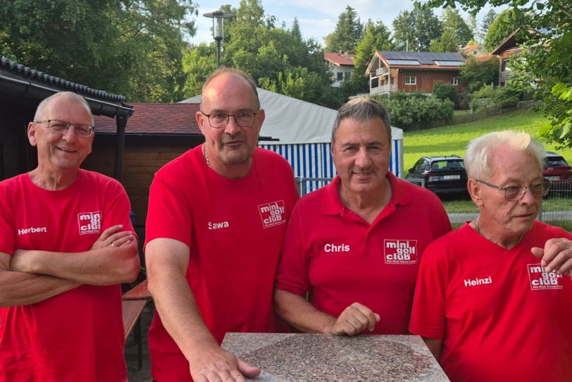 Die erfolgreichen Sportler (v.l.): Herbert Otto, Ralf Sawartowski, Chris Kougioumtzidis und Heinz Pribyl