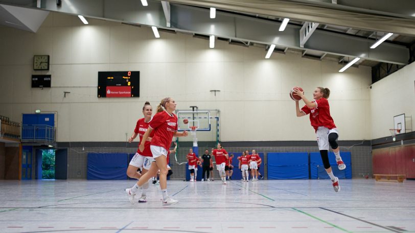 HTC Basketballerinnen spielen gegen die HEV Miners ein lockeres Basketballspiel am Mittwoch (8.9.2021). Die Basketballerinnen gewannen 39:33.